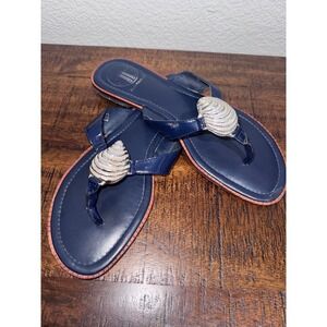 Lilly Pulitzer Thong Sandals Shell Embellished‎ Navy Blue Flats Size 7